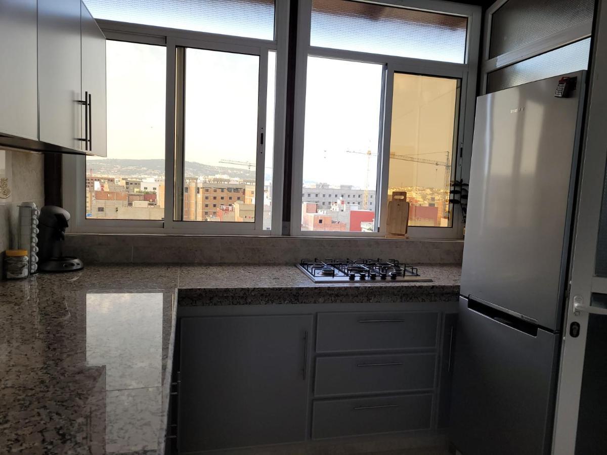 Elegant 2-Bedroom Tangiers City Appartment With Beautiful Terrace Exterior foto